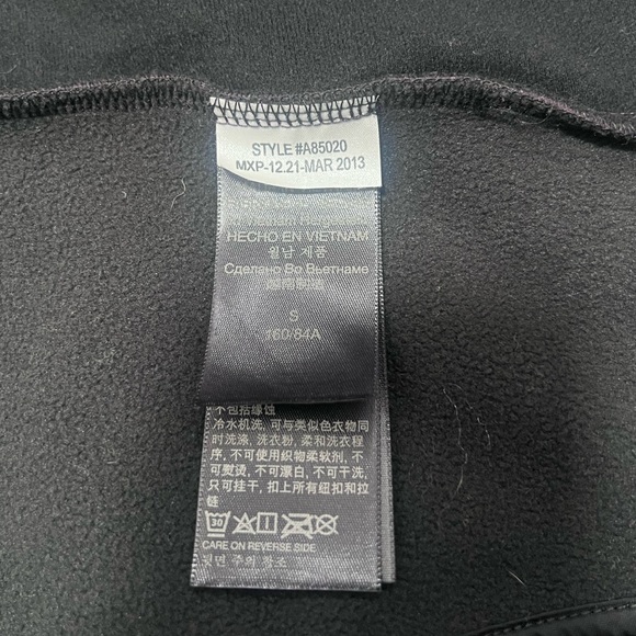 WOMENS MARMOT FURLONG JACKET - Picture 5 of 5